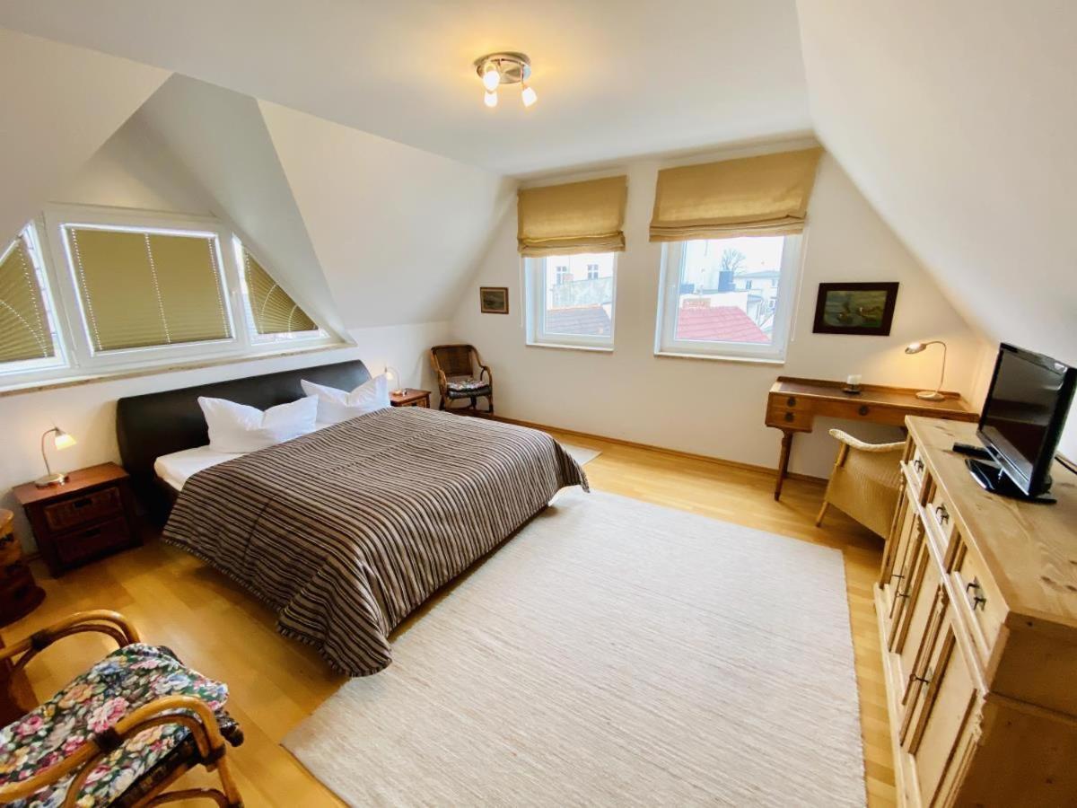Ferienwohnung Kapitänshaus Möwenblick Rostock Exterior foto